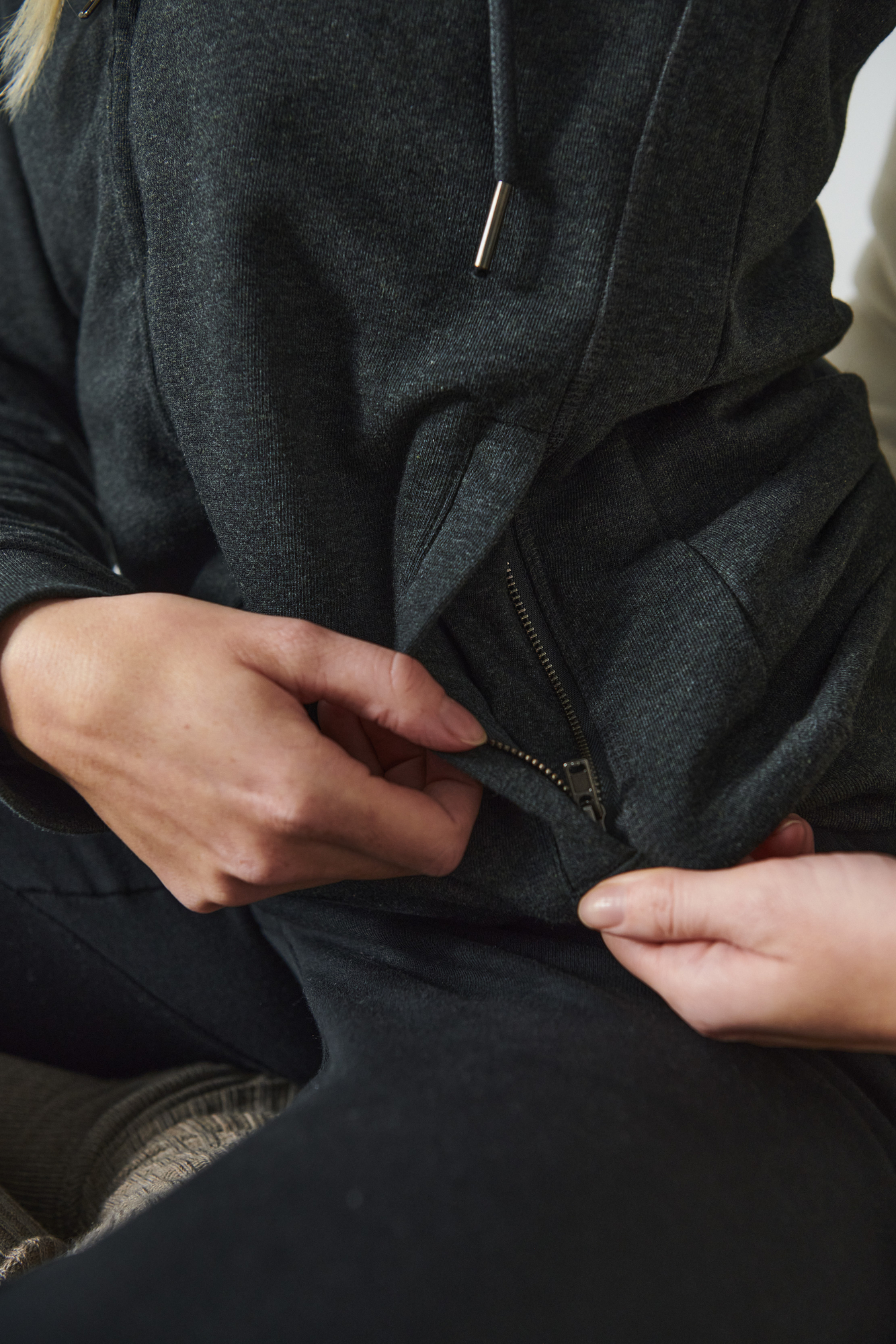 Premium OC Hoody Full Zip Women7